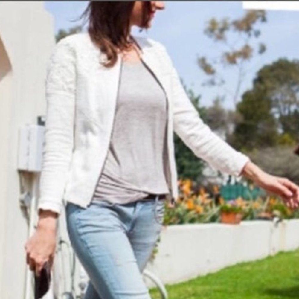 CAbi White Textured Open Blazer